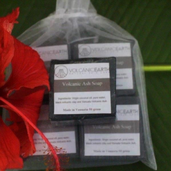 Volcanic Ash Black Soap Pack